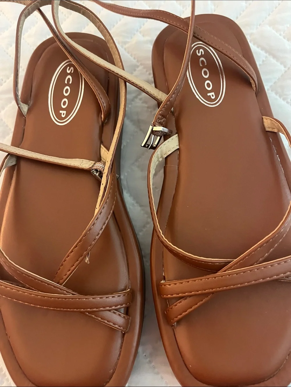 Scoop Brown Strappy Square-Toe Sandals — Sleek Leather Look Sz 7